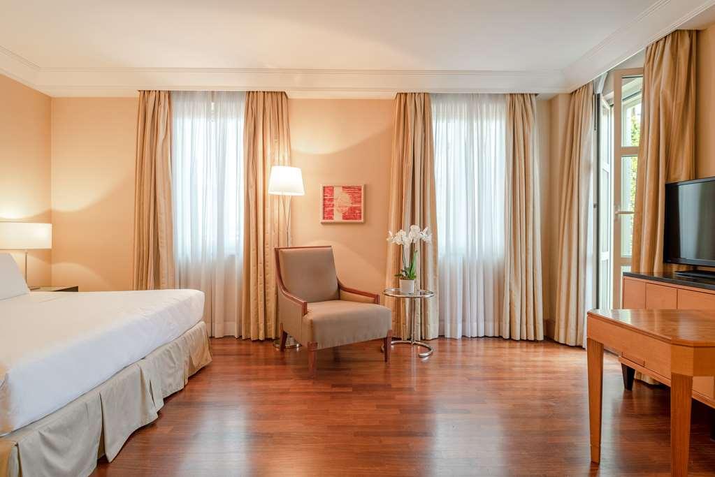 Hotel Capo D'Africa - Colosseo Rome Room photo